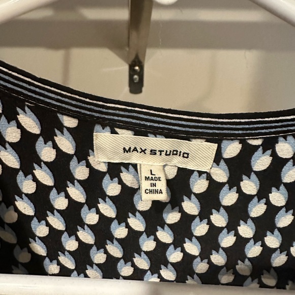 Max Studio Blouse - Picture 2 of 3